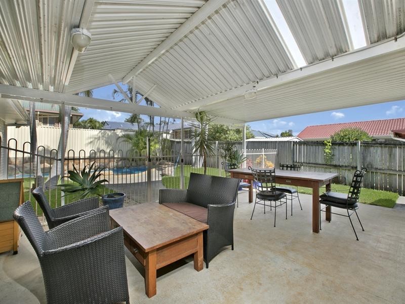 4 Pecan Court, Birkdale QLD 4159