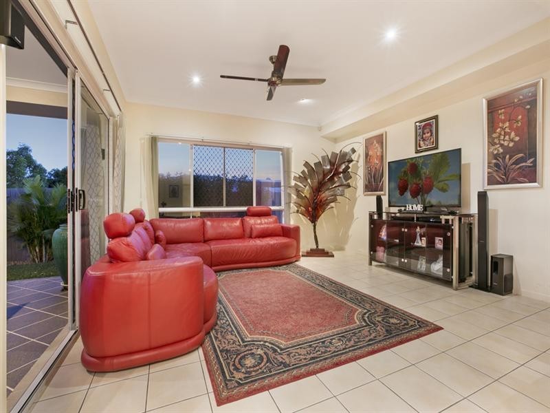 3 Farnham Street, Wellington Point QLD 4160