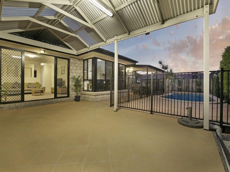3 Victory Place, Birkdale QLD 4159