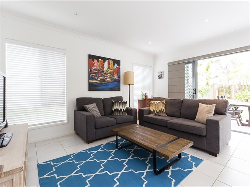 79 THORNESIDE Road, Thorneside QLD 4158