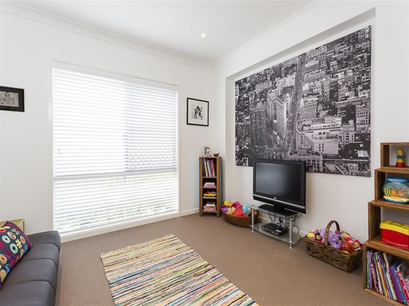 79 THORNESIDE Road, Thorneside QLD 4158