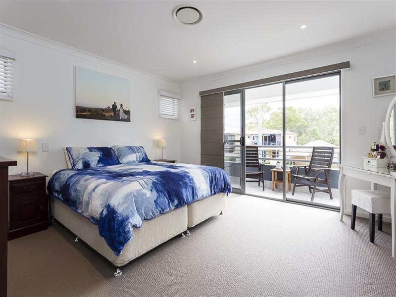 79 THORNESIDE Road, Thorneside QLD 4158