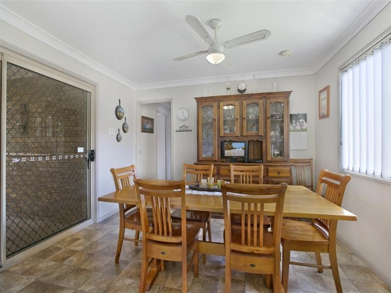 27 QUEENS COURT Road, Alexandra Hills QLD 4161