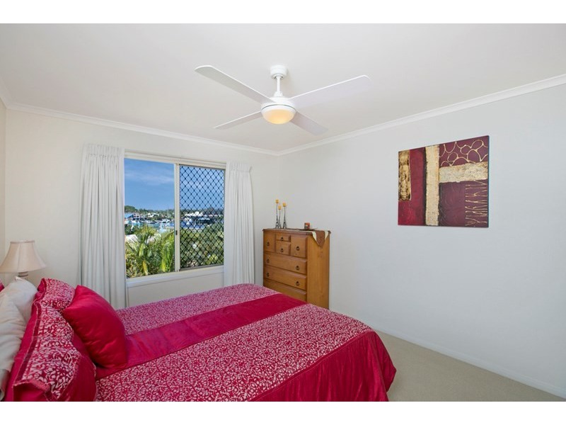 6/16 Commodore Drive, Birkdale QLD 4159