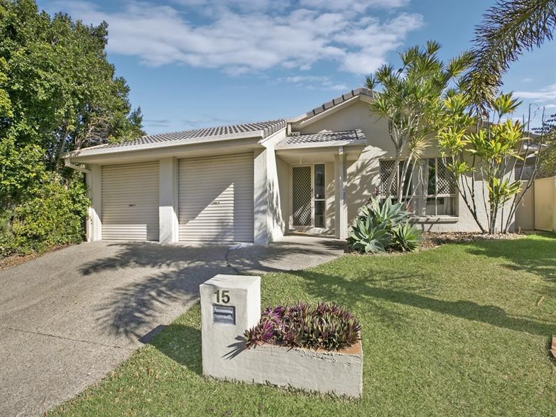 15 Ashwood Circuit, Birkdale QLD 4159