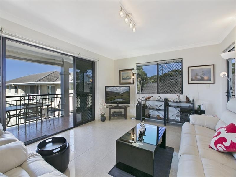 10/31-33 Passage Street, Cleveland QLD 4163