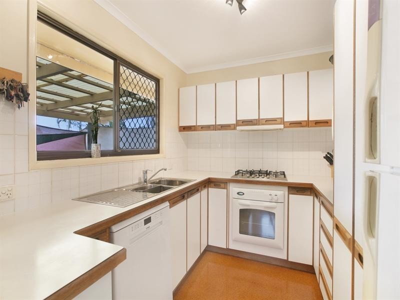 99 Burbank Road, Birkdale QLD 4159