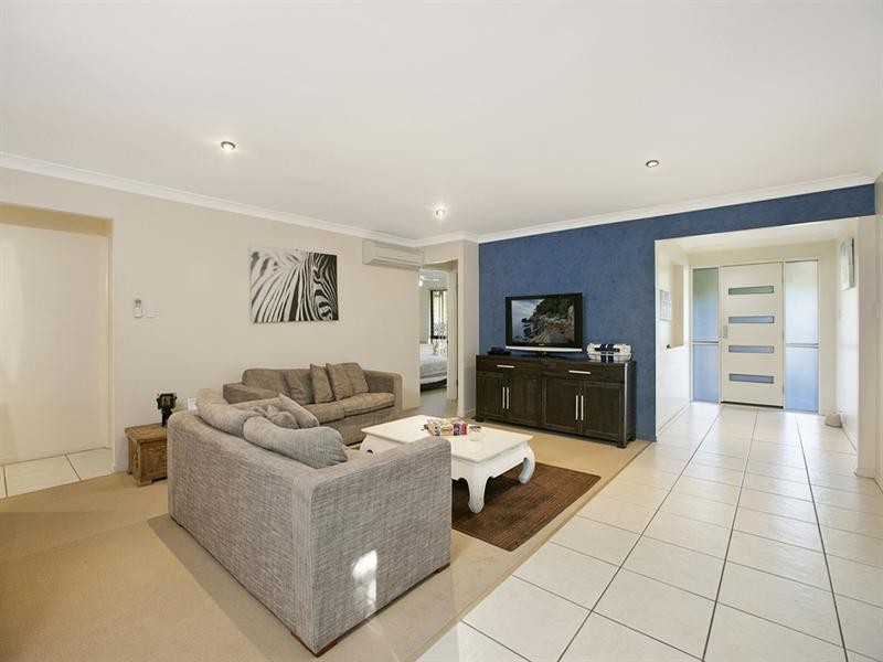 3 Serene Place, Birkdale QLD 4159