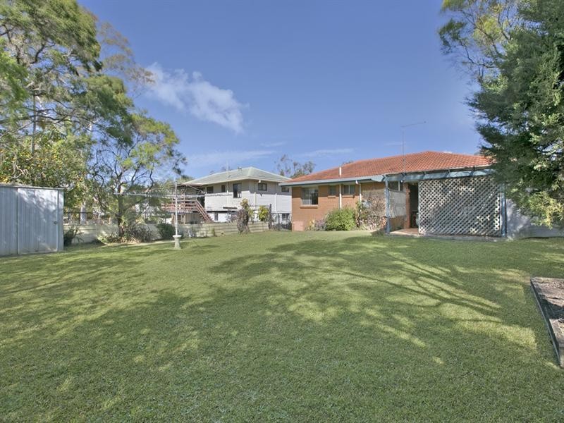 31 Charles Canty Drive, Wellington Point QLD 4160