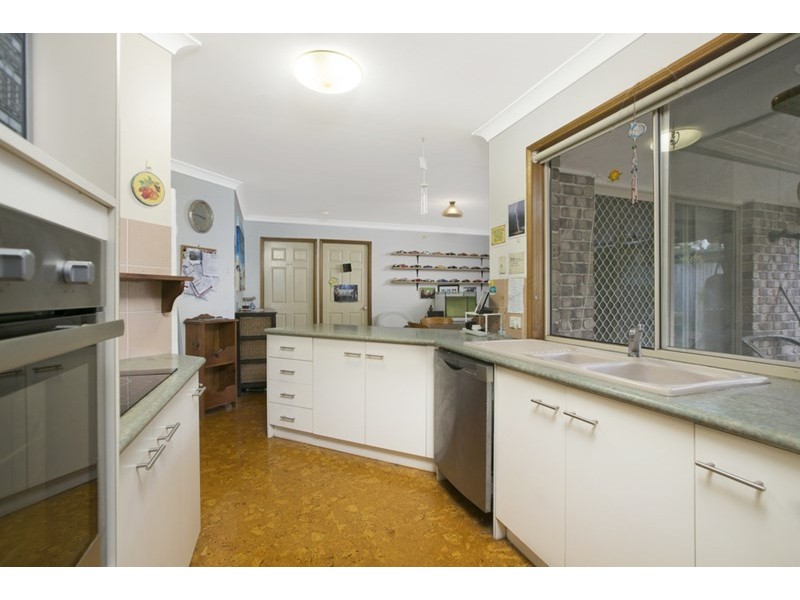 8 Ashwood Circuit, Birkdale QLD 4159