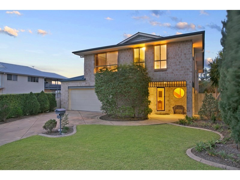 8 Seaside Close, Thorneside QLD 4158