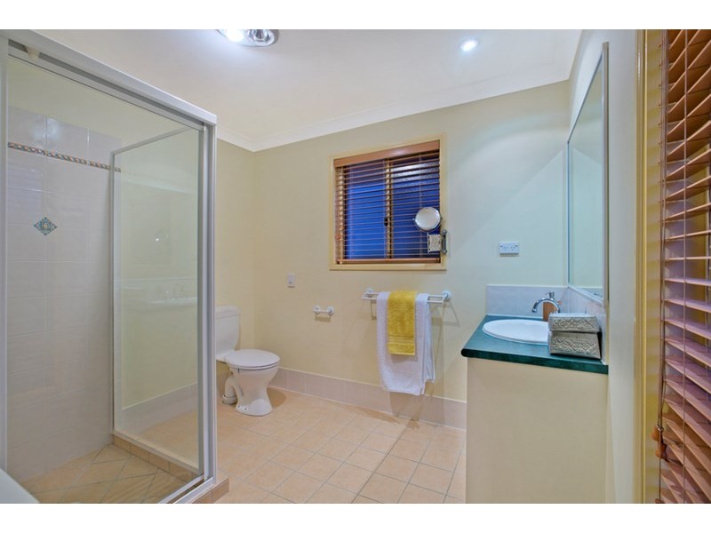 8 Seaside Close, Thorneside QLD 4158