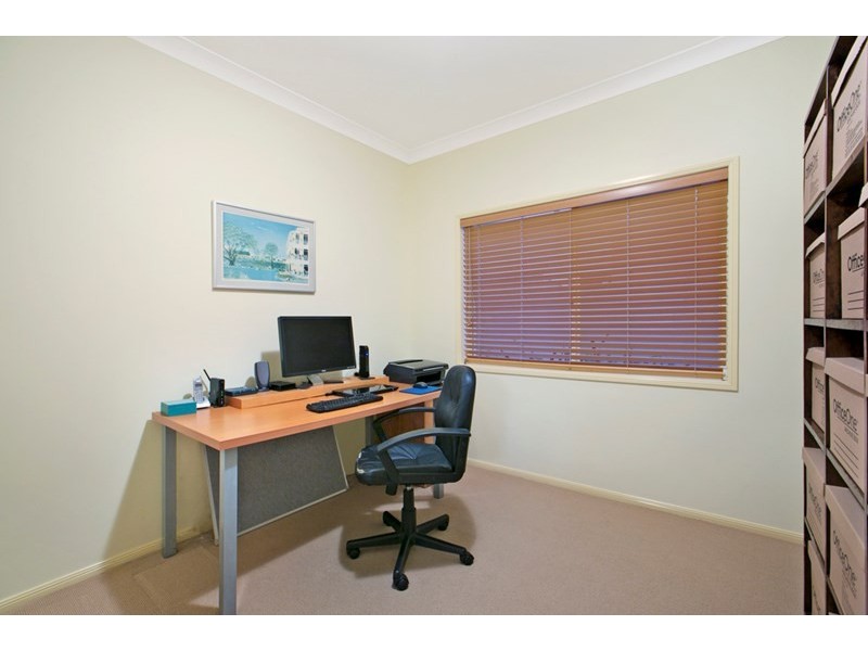 8 Seaside Close, Thorneside QLD 4158