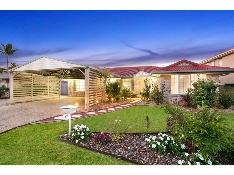 9 Carinyan Drive, Birkdale QLD 4159