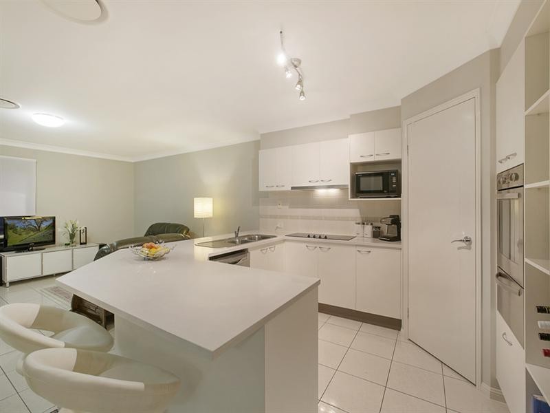 2 Paperbark Place, Wakerley QLD 4154
