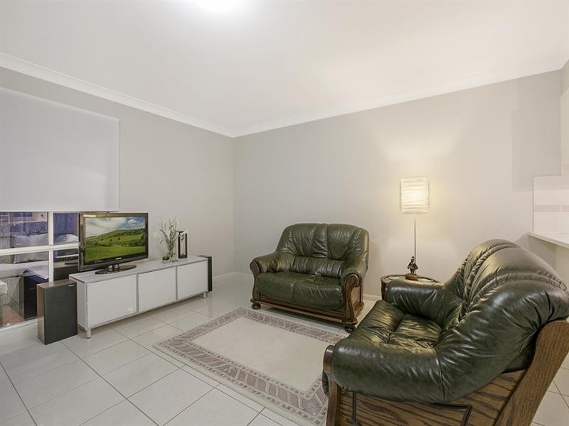 2 Paperbark Place, Wakerley QLD 4154