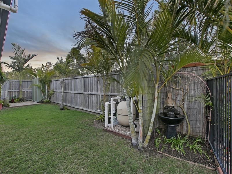 2 Paperbark Place, Wakerley QLD 4154
