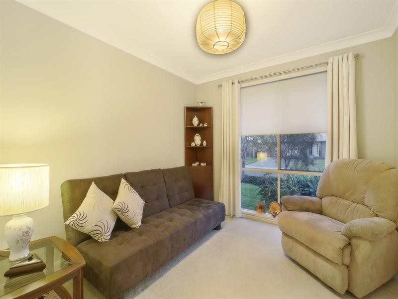 2 Paperbark Place, Wakerley QLD 4154