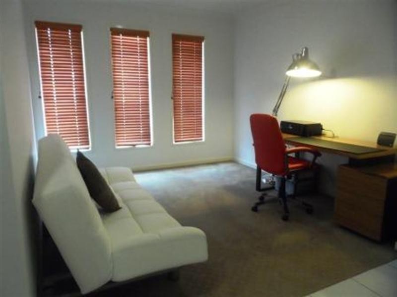 56 HEATHERDALE Drive, Upper Coomera QLD 4209