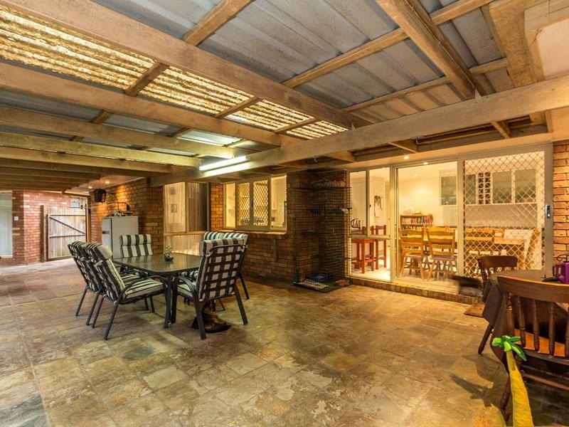 9 Muirhead Court, Victoria Point QLD 4165