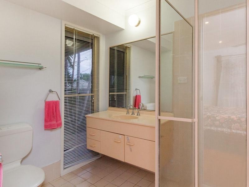 9 Muirhead Court, Victoria Point QLD 4165