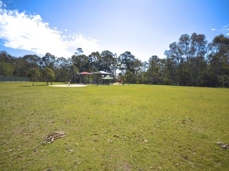 4 Dalmaso Place, Birkdale QLD 4159