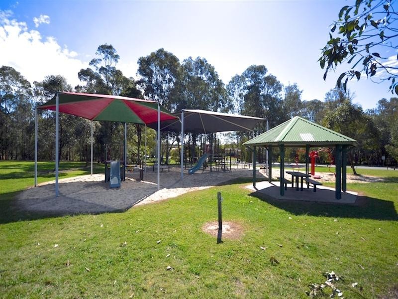 4 Dalmaso Place, Birkdale QLD 4159