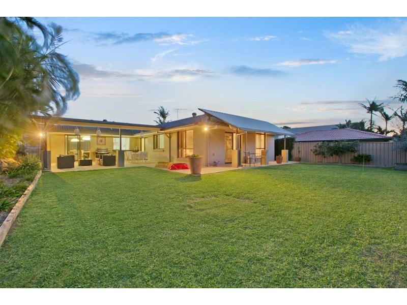 19 Cronin Drive, Wellington Point QLD 4160