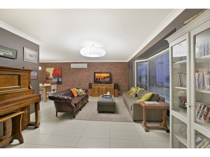 19 Cronin Drive, Wellington Point QLD 4160