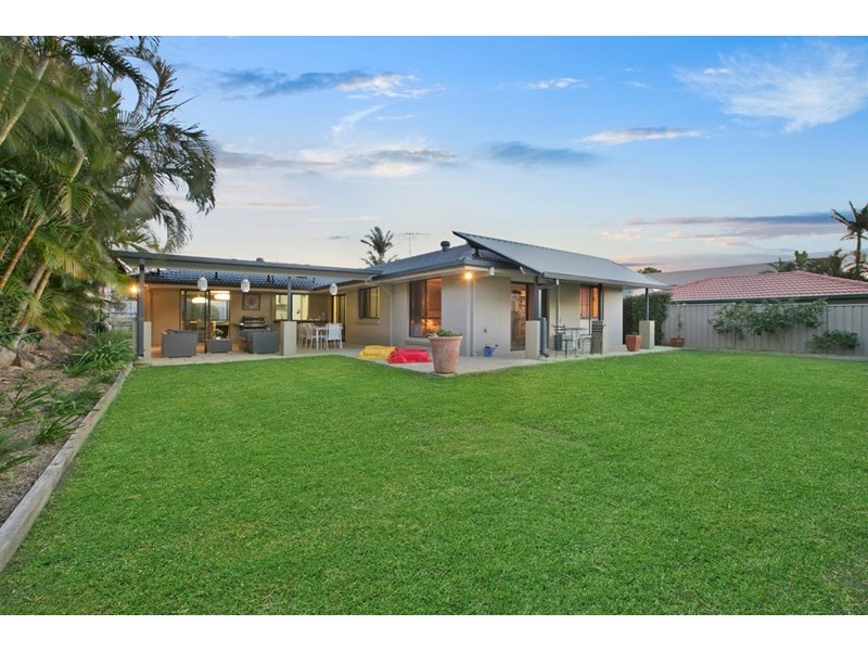 19 Cronin Drive, Wellington Point QLD 4160