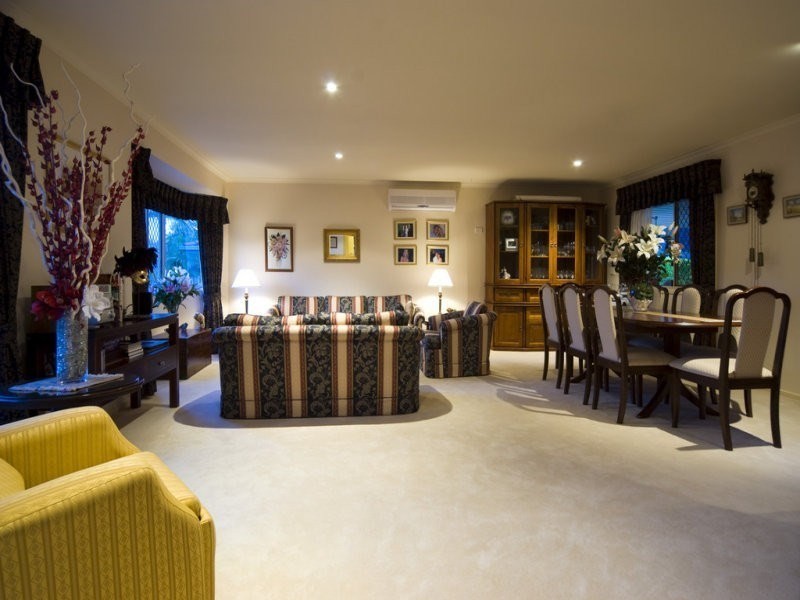 16 Tulipwood Drive, Birkdale QLD 4159