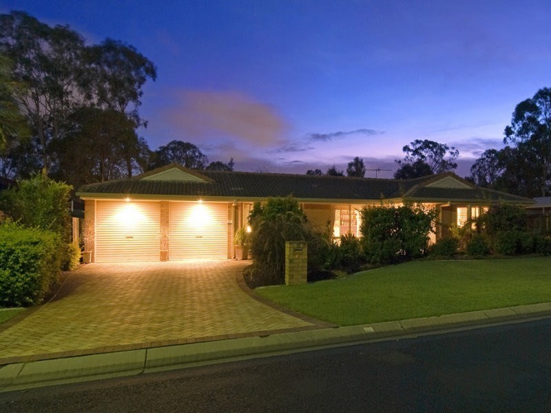 16 Tulipwood Drive, Birkdale QLD 4159