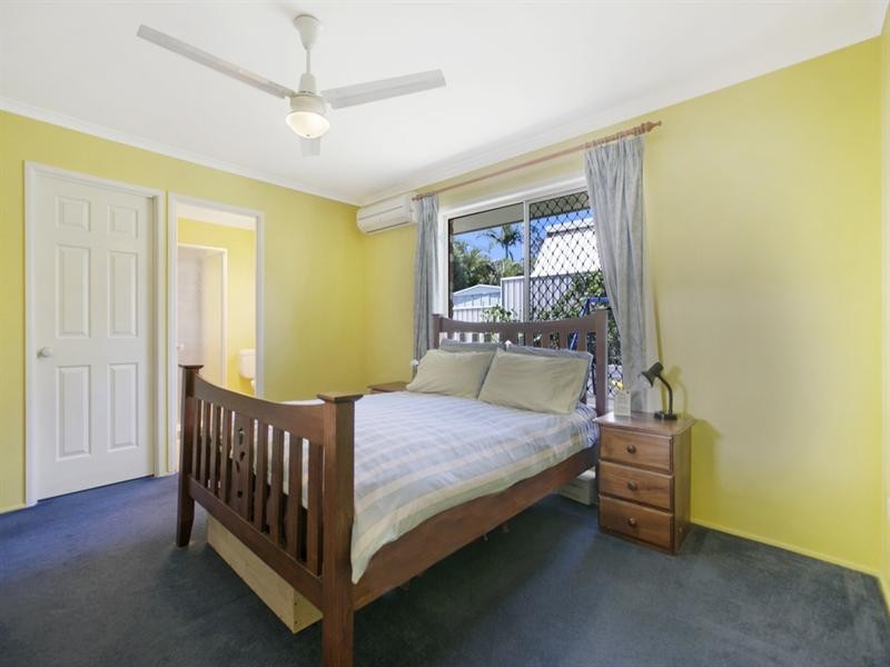 5 Currawong Drive, Birkdale QLD 4159