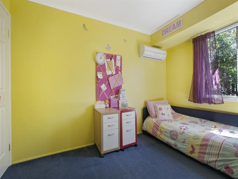 5 Currawong Drive, Birkdale QLD 4159