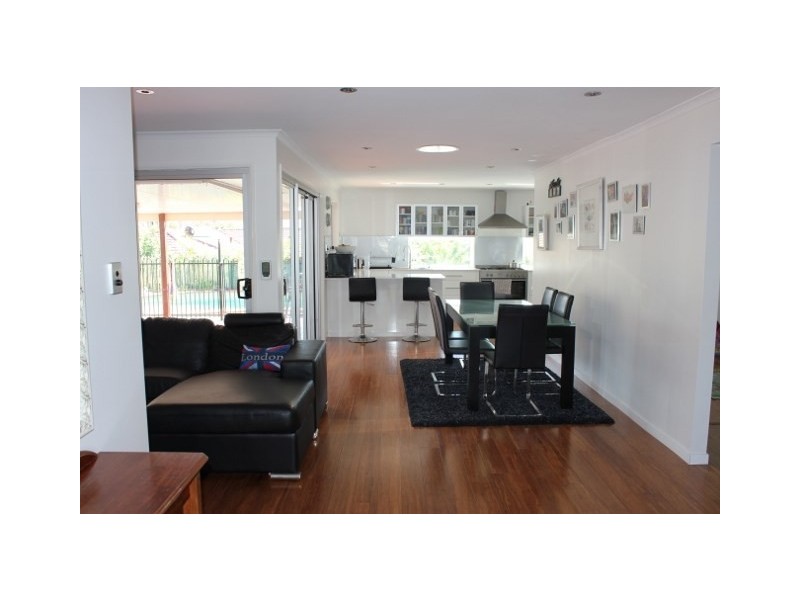 2 CORELLA Court, Birkdale QLD 4159