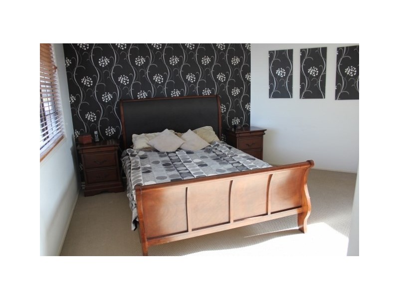 2 CORELLA Court, Birkdale QLD 4159