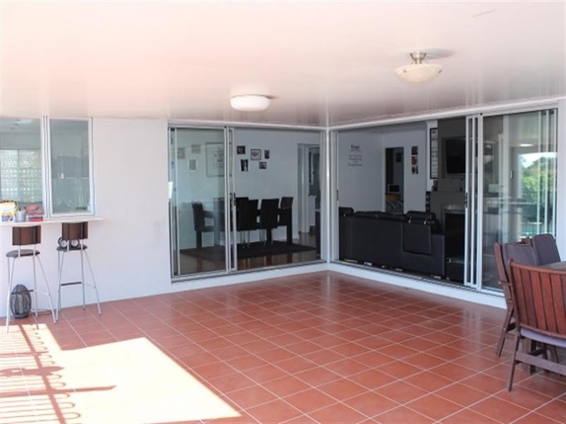 2 CORELLA Court, Birkdale QLD 4159