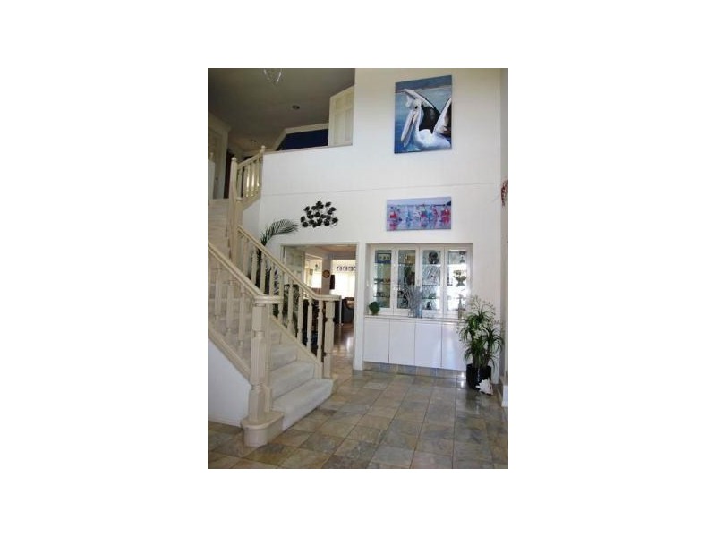 14 MAINSAIL SREET, Birkdale QLD 4159