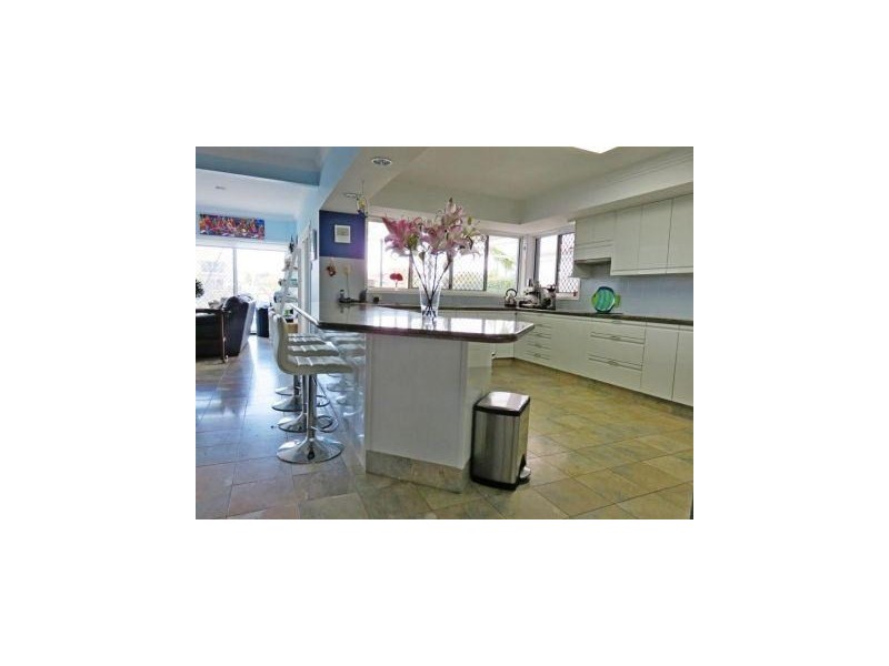 14 MAINSAIL SREET, Birkdale QLD 4159