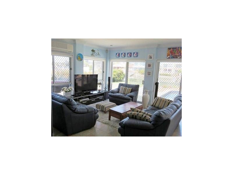 14 MAINSAIL SREET, Birkdale QLD 4159