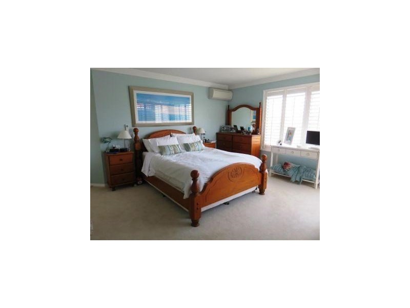 14 MAINSAIL SREET, Birkdale QLD 4159