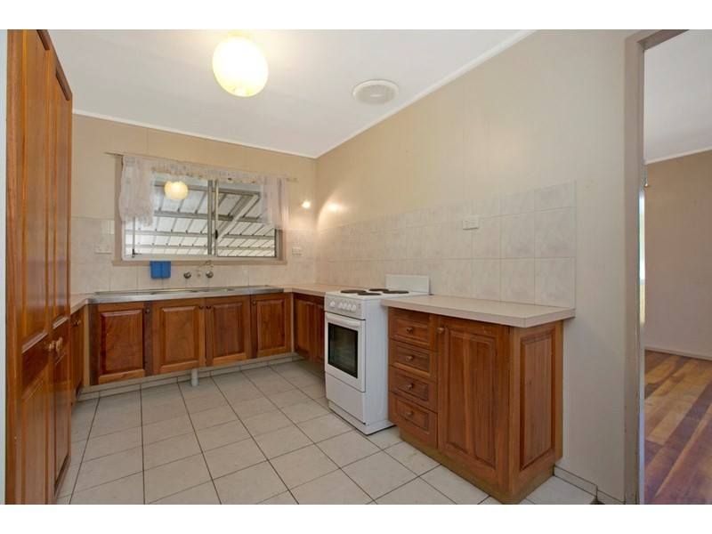 40 Eridani Avenue, Kingston QLD 4114