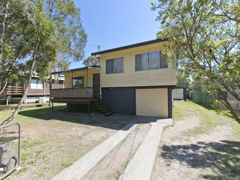 16 Caesar Street, Kingston QLD 4114