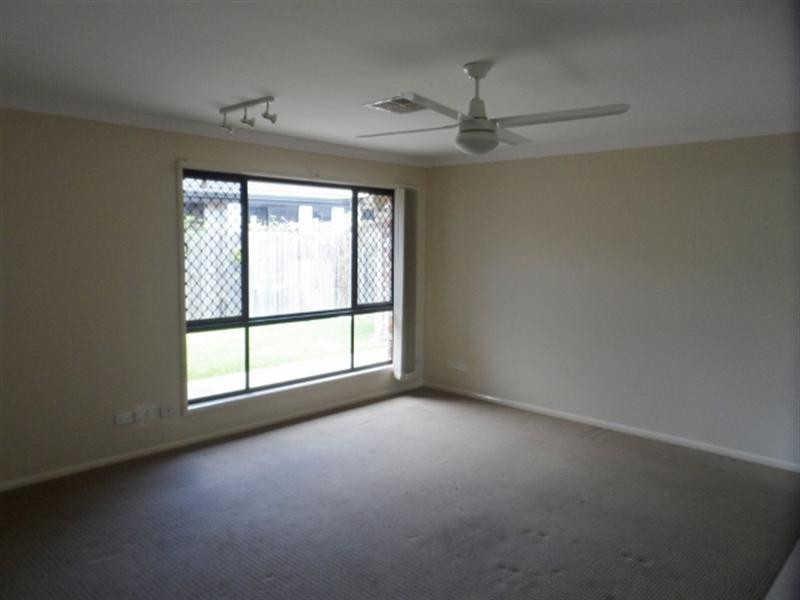 80 EBONY Crescent, Redland Bay QLD 4165