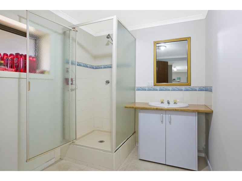 8 Joslin Street, Birkdale QLD 4159