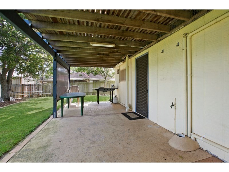 8 Joslin Street, Birkdale QLD 4159