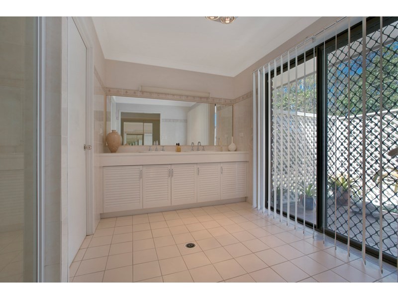 12 Parkwood Drive, Capalaba QLD 4157