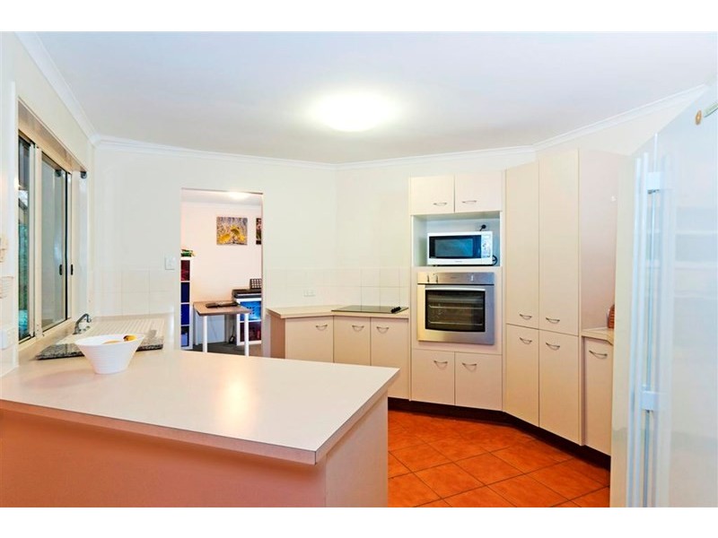 14 Isobell Court, Wellington Point QLD 4160