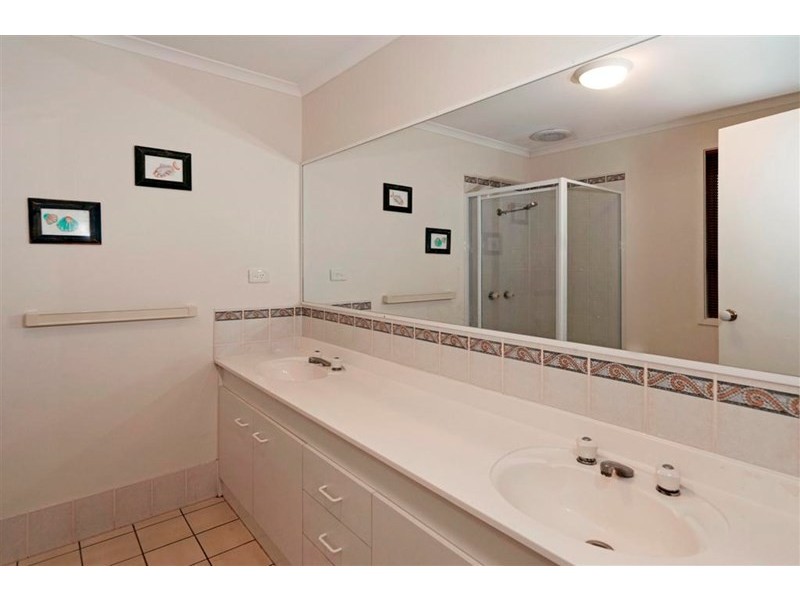14 Isobell Court, Wellington Point QLD 4160