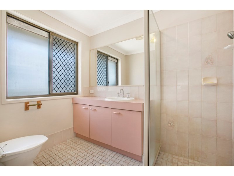 2 Chatsworth Circuit, Capalaba QLD 4157